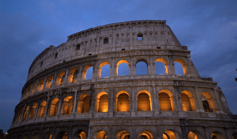 10 Facts About The Colosseum Image